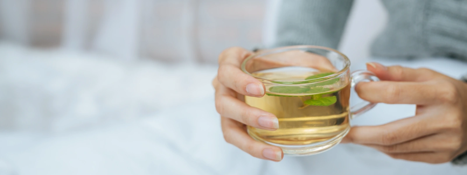 yatış pozisyonu regl ağrısına iyi gelen pozisyonlar